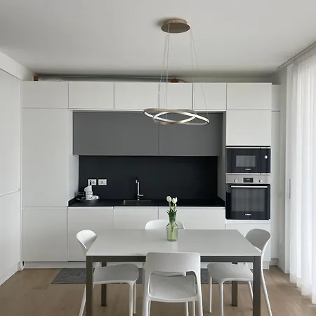 Blu Homes ليدو دي يسولو